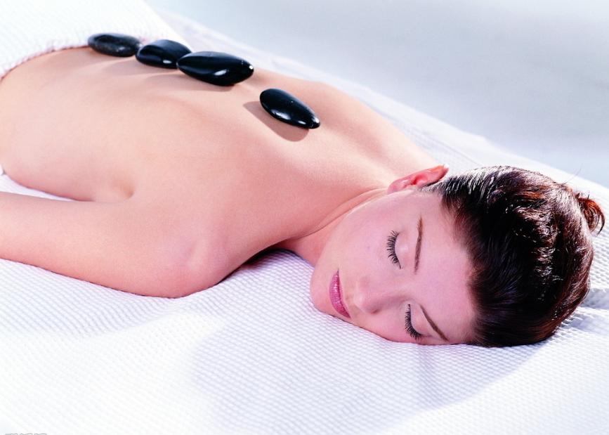 想要学美容美发有什么好的学校,美容美发与造型美容是什么