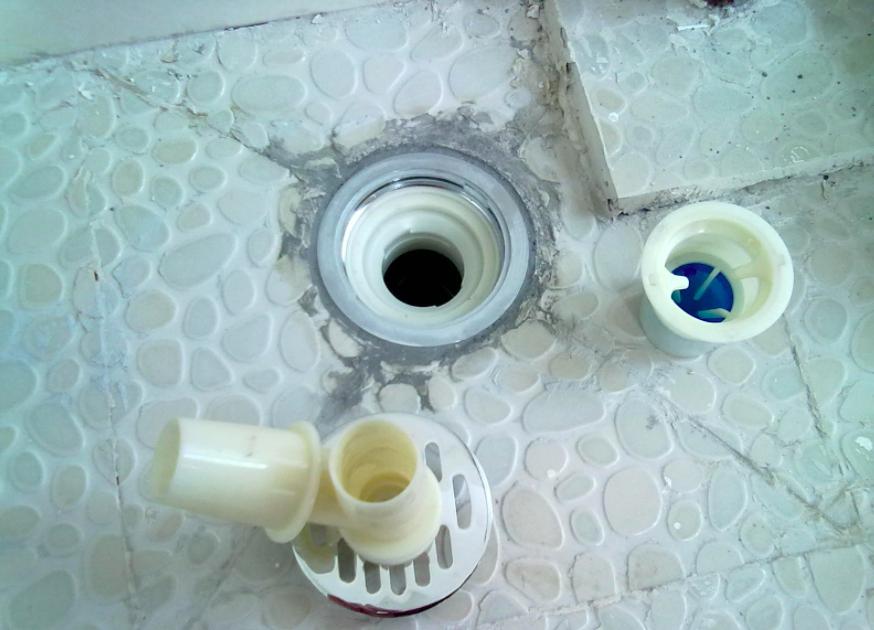 卫生间老式地漏渗水解决方法,旧房改造地漏怎么处理