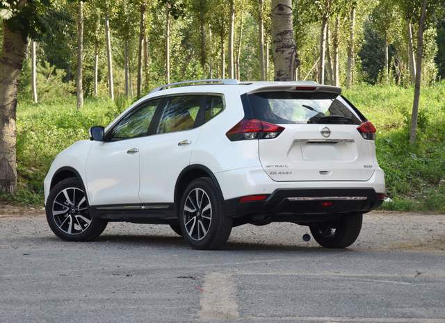 新款奇骏2.5l四驱豪华版配置,为什么买奇骏的都是有钱人