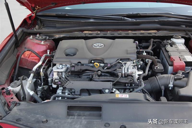 到底有多运动?不再中庸的8代丰田凯美瑞试驾