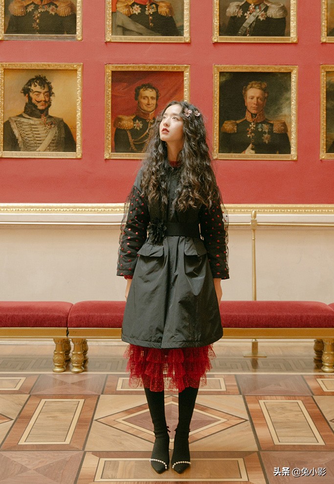 显瘦又有设计感的连衣裙,气质显瘦复古惊艳设计感连衣裙