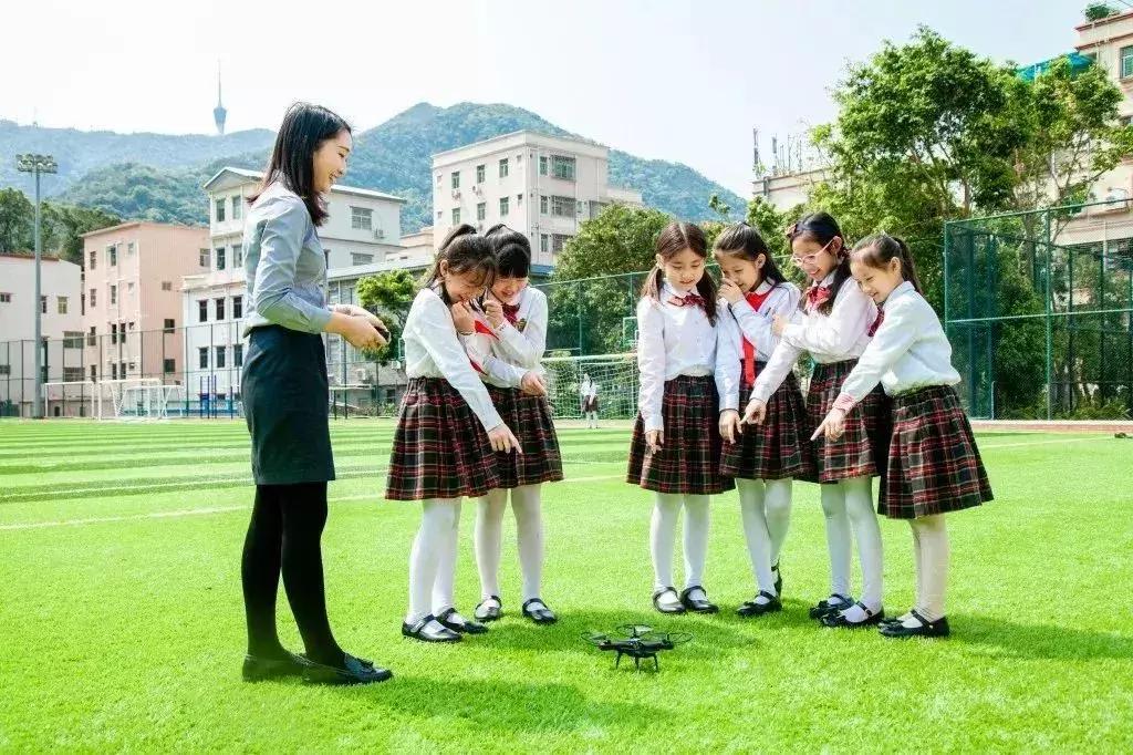 邀请函学校活动,华美校园活动