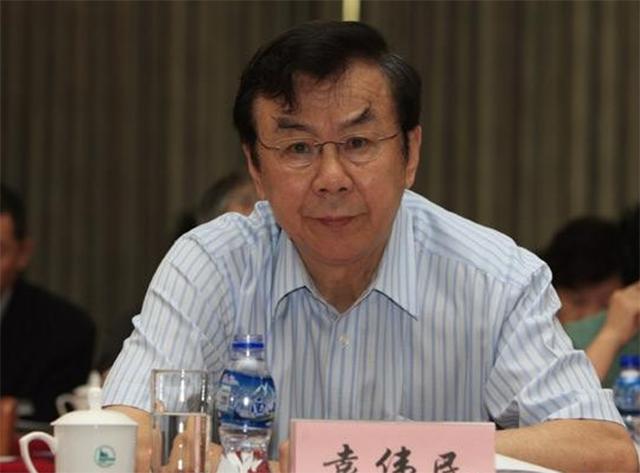 女排老教练袁伟民的近况,郎平袁伟民现状