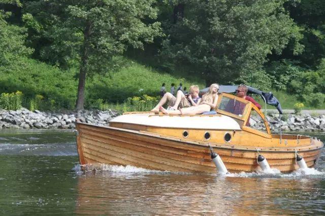 深夜除了晒烤串，还能晒太阳