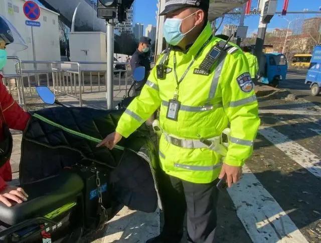 交警提示电动车准驾不符,交警提醒四种电动车能上路