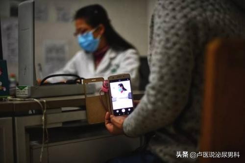 男子睾丸突然疼怎么回事,男子睾丸突然之间痛