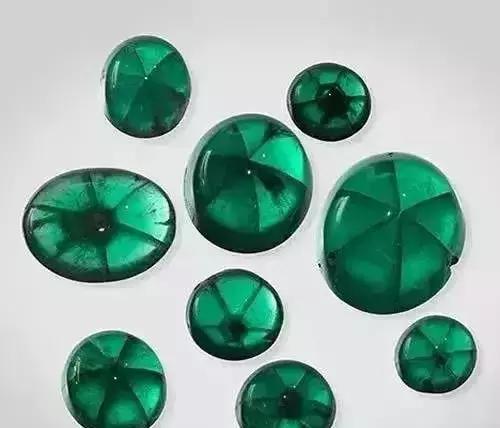 女性适合收藏什么珠宝,女性必备的10件珠宝