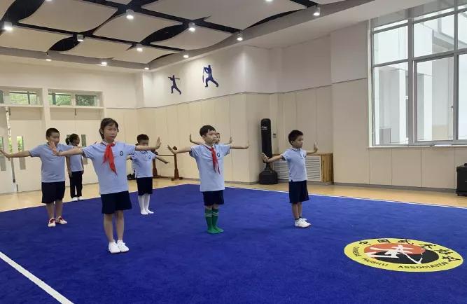 省体育局、省教育厅深化体教融合:学生每天校内外体育活动各1小时