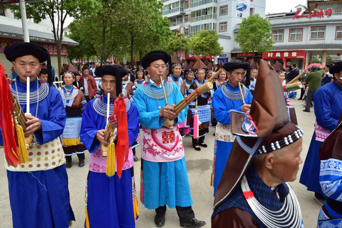 台江苗族姊妹节巡游,台江苗族姊妹节苗族服装