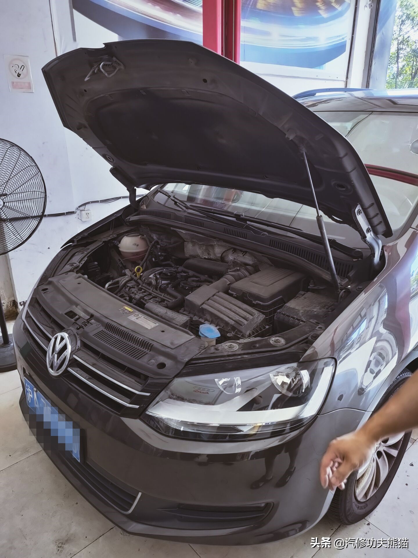 大众夏朗2014款2.0t标配烧机油吗,2016款大众夏朗1.4t发动机烧机油