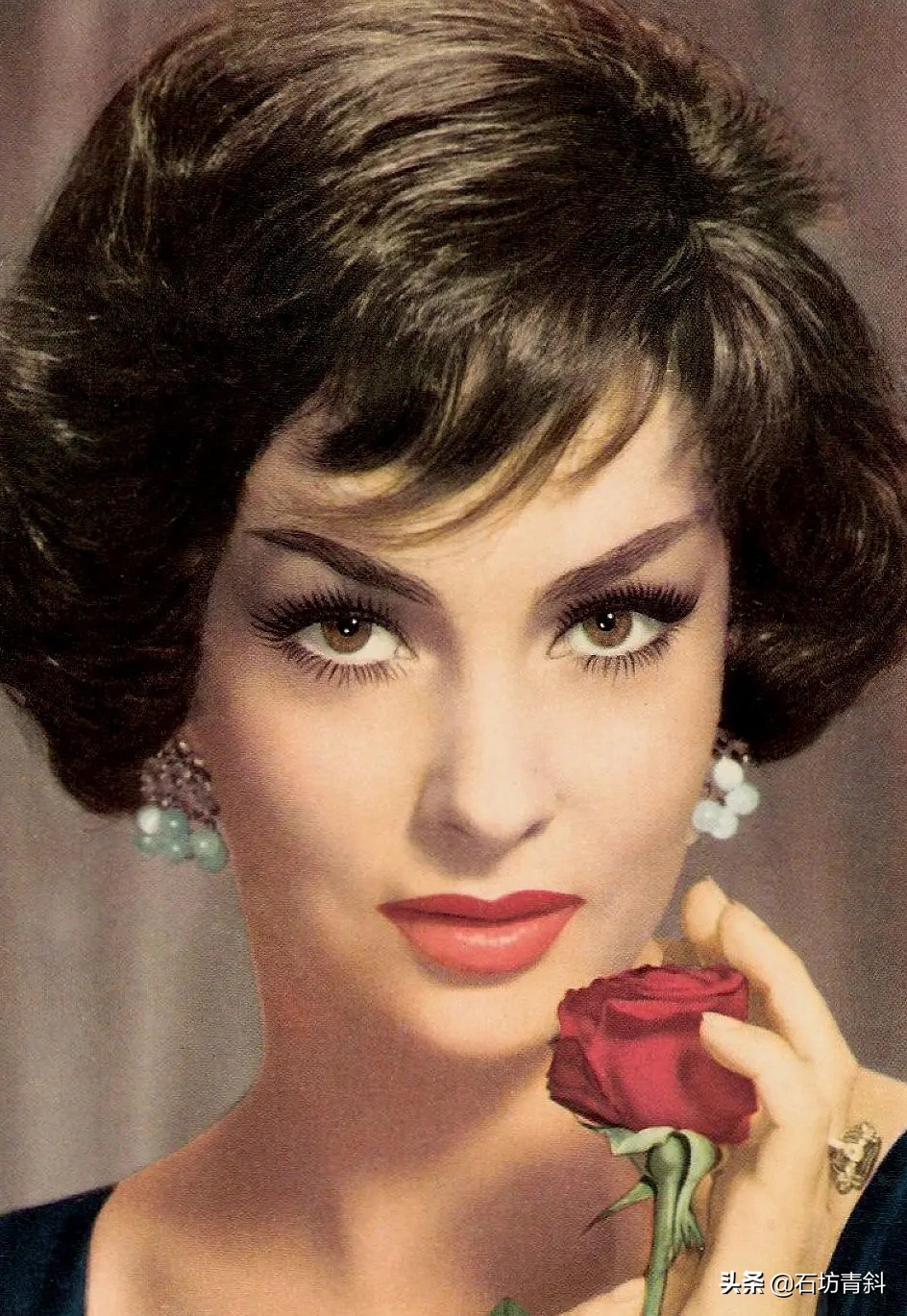 意大利传奇女神吉娜·劳洛勃丽吉达多才多艺姐弟恋相差34岁