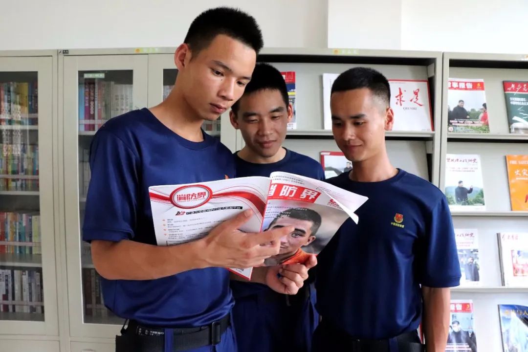 告别手机不做低头族倡议,告别手机控制低头族