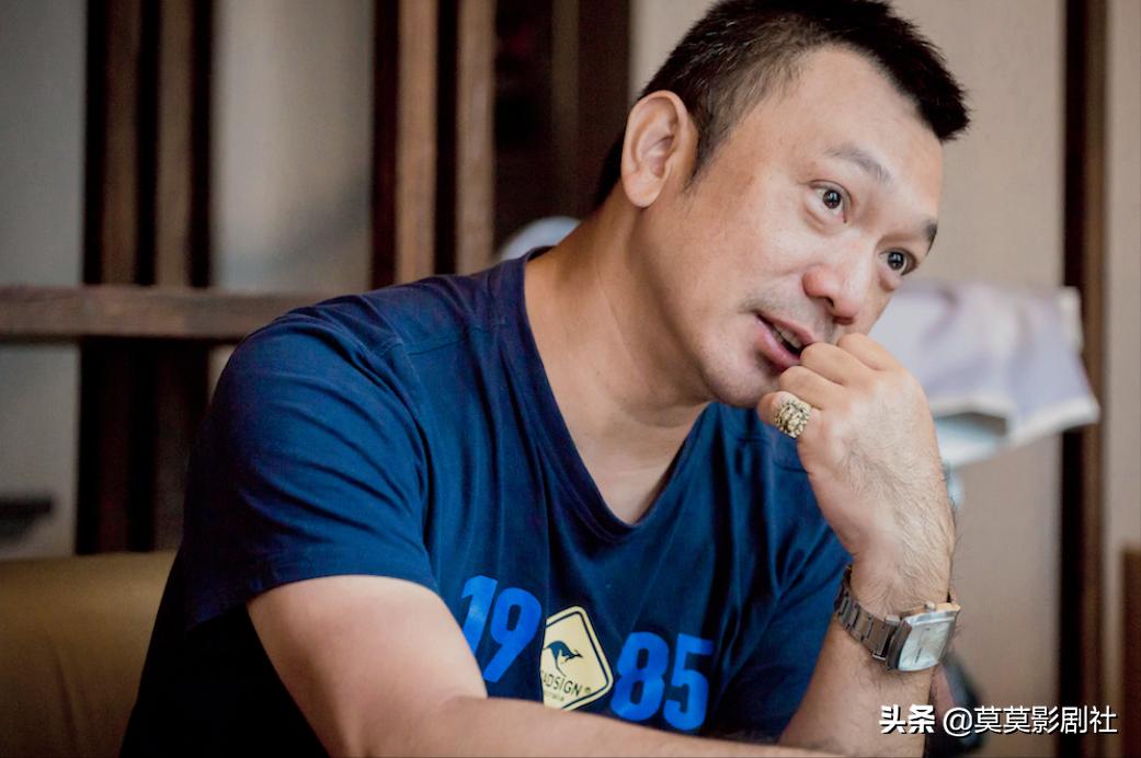 为何他眼睑低垂，是佛还是娼妓——《大佛普拉斯》的黑色幽默