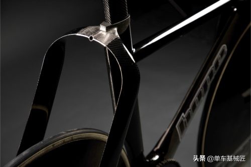 莲花和Hope联手打造的这辆自行车,再次刷新了我的三观