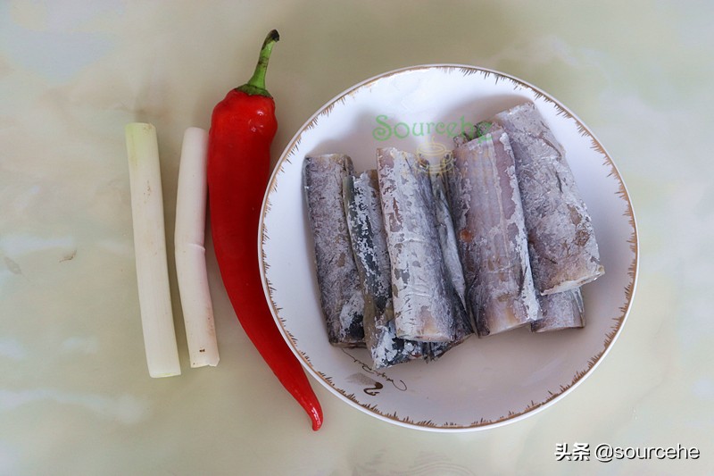 红烧带鱼好吃入味的方法,用红烧料做红烧带鱼家常做法