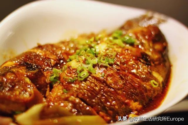 西班牙超市最全的鱼类挑选指南！据说这种山寨鱼对人体大大有害？