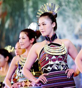 56个民族漂亮美女,56个民族56个美女图片