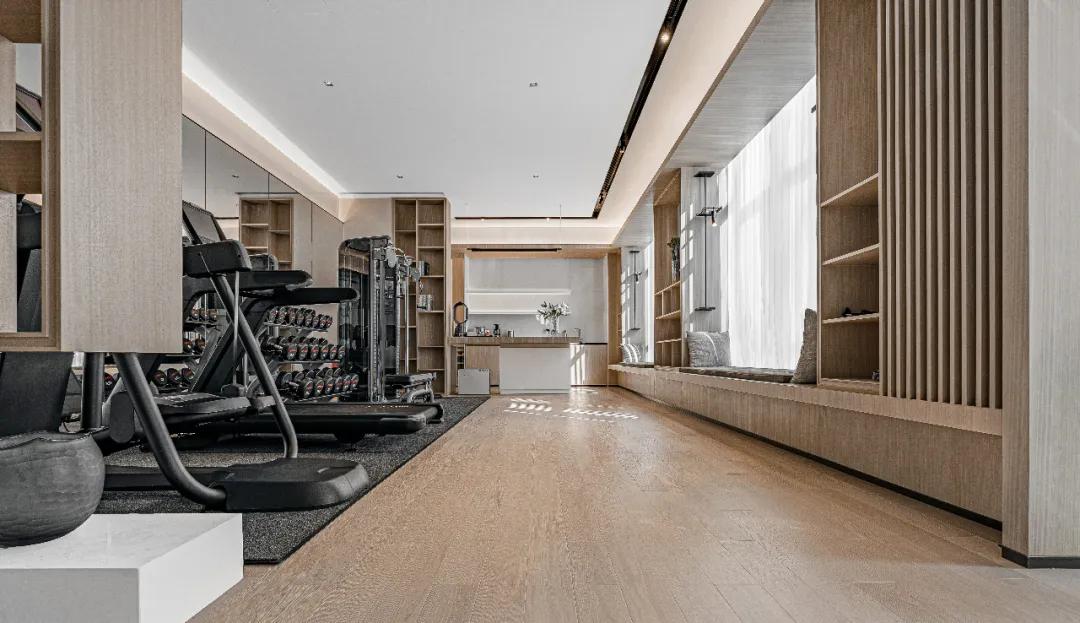 直线优雅,流线迷幻——南昌私人会所改造项目