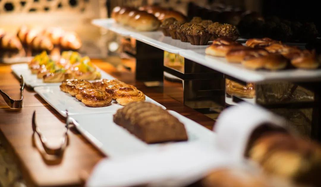 广西阳朔又一顶奢酒店,潺潺流水,久违的隔世风景,美得像一个梦