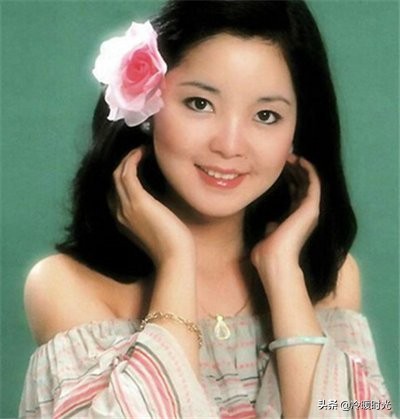 歌曲和你一起看世界,诗歌和你在一起