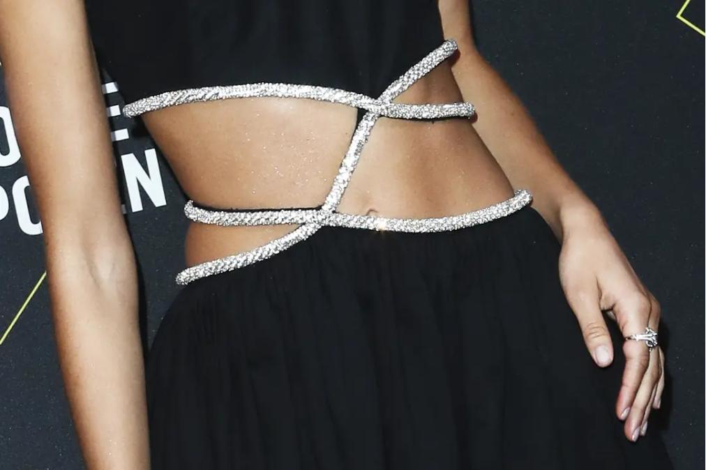 荷兰弟和甜茶是一个人吗,甜茶和荷兰弟哪个咖位高