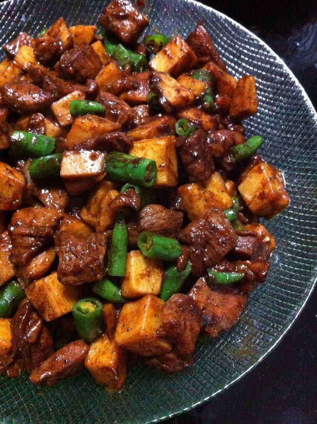 红烧牛肉的3种家常做法,红烧牛肉最好吃的做法小视频