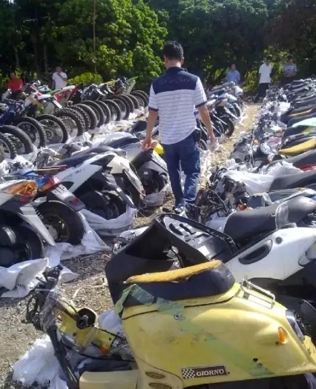 捡到一颗螺丝,捡到一个螺丝