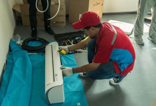 空调安装工安装费,空调安装工都要啥条件