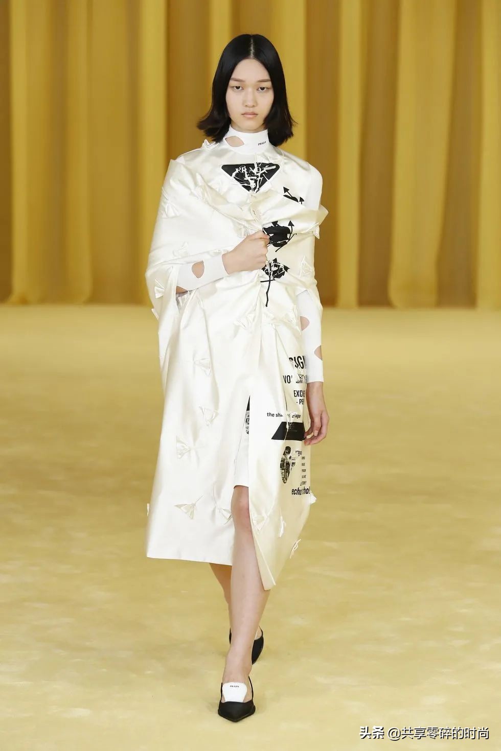 prada普拉达时装秀2018,普拉达prada2022春夏秀场蔡徐坤