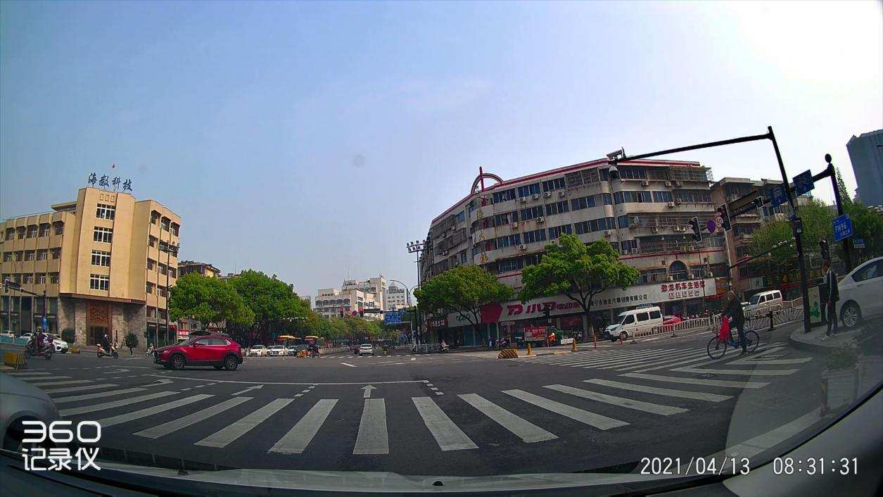 360行车记录仪g300pro测评清晰度,360行车记录仪g300pro3k有提升吗