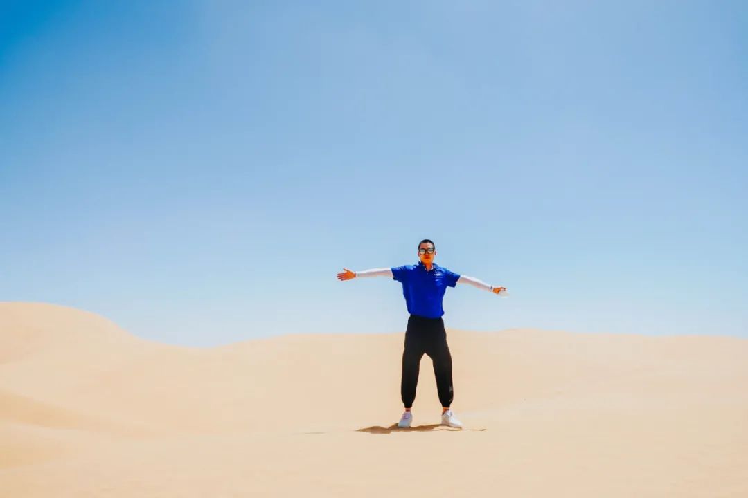 驾驶长安UNI-K从榆林启程一路北上鄂尔多斯观茫茫大漠