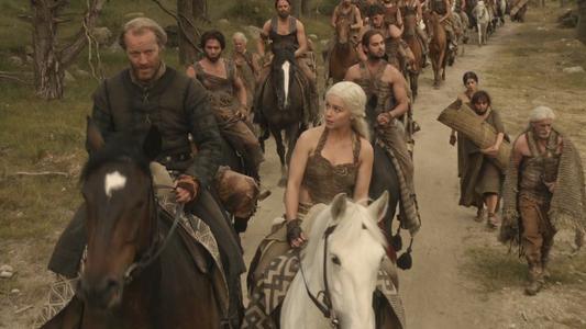 权力的游戏S8E5∣孤独的龙妈和固执的琼恩,都逃不开宿命的安排