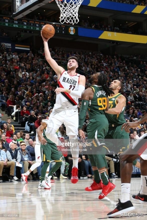 圣诞大战球鞋上脚,2010圣诞大战科比上脚球鞋