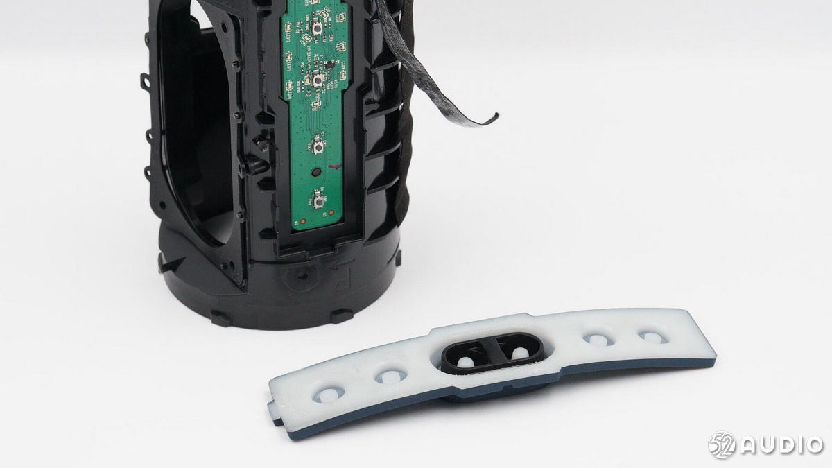 拆解报告jbl,jblQ3蓝牙音箱拆解