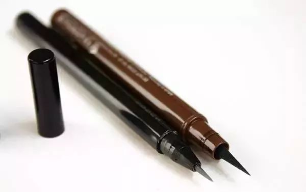 眉笔眉粉眉膏哪个持久,眉笔眉粉染眉膏哪个适合新手