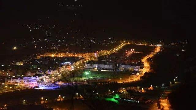 成都出发，金秋10月出游攻略，秋景美如画之米亚罗红叶风景区