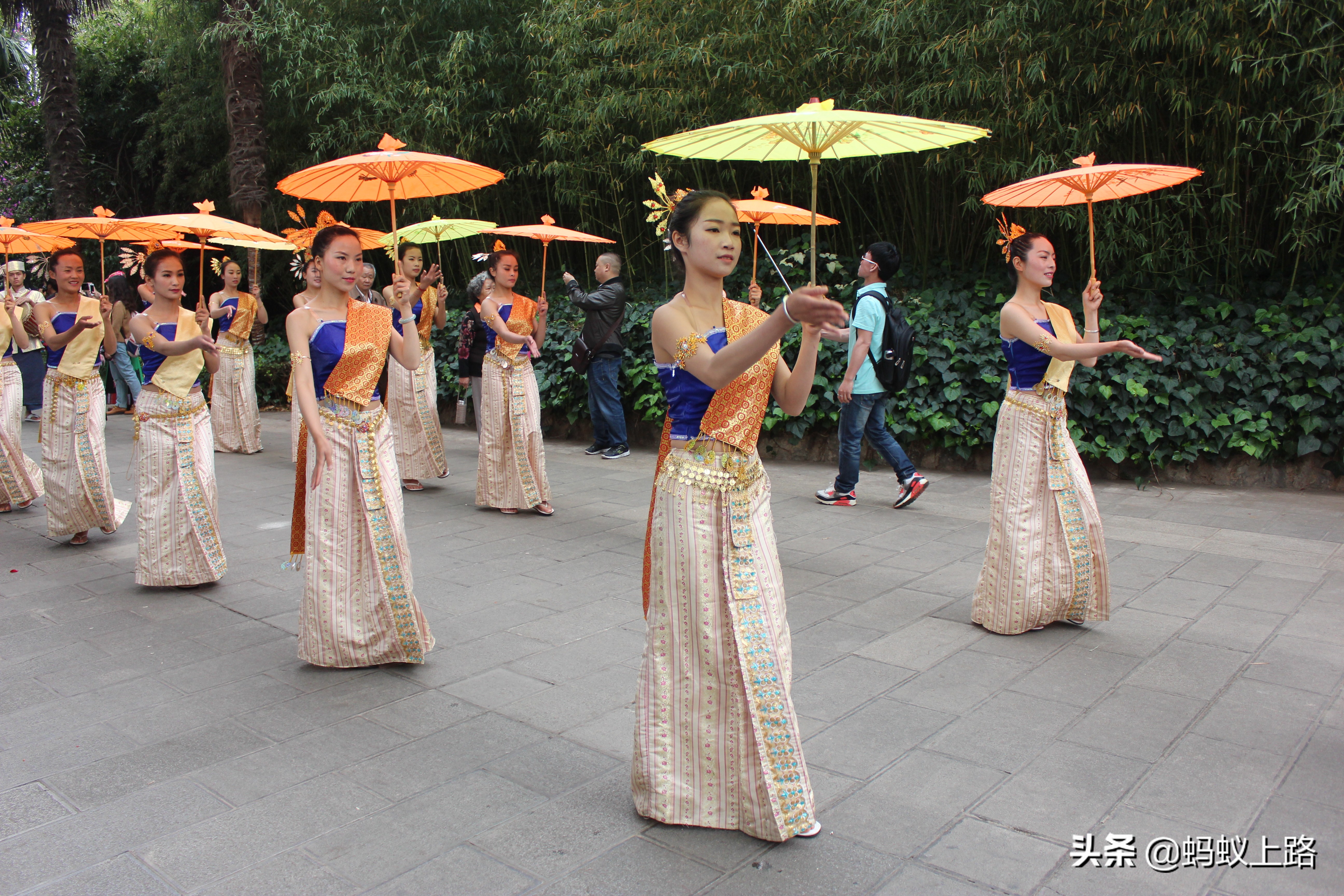 回顾傣族春节盛宴泼水节,云南省傣族泼水节4月几日开始