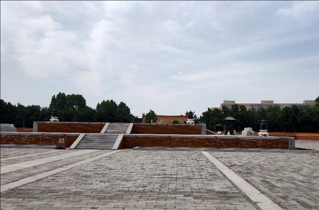 北京的坛庙文化——皇地祗神的祭坛和史铁生《我与地坛》