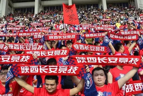 惊险晋级|长安竞技看台上神秘嘉宾的神预言