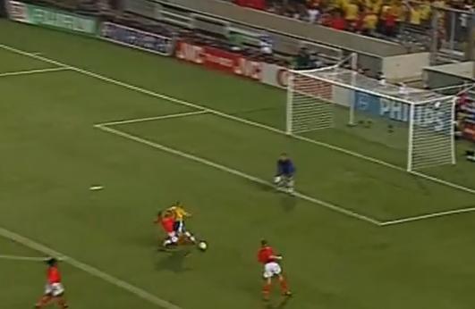 02年世界杯巴西罗纳尔多过人失败,罗纳尔多1998世界杯vs荷兰