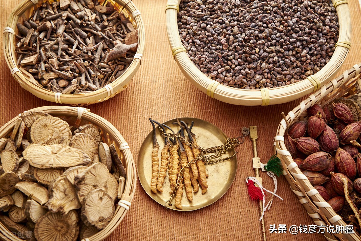 良性肉瘤怎么治疗能根除,肉瘤后期长得很大了还能治疗吗