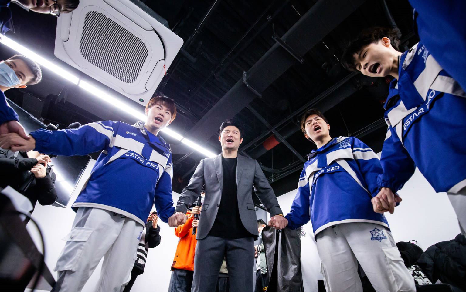 老林离开dyg的原因,林歌离开金城里后续