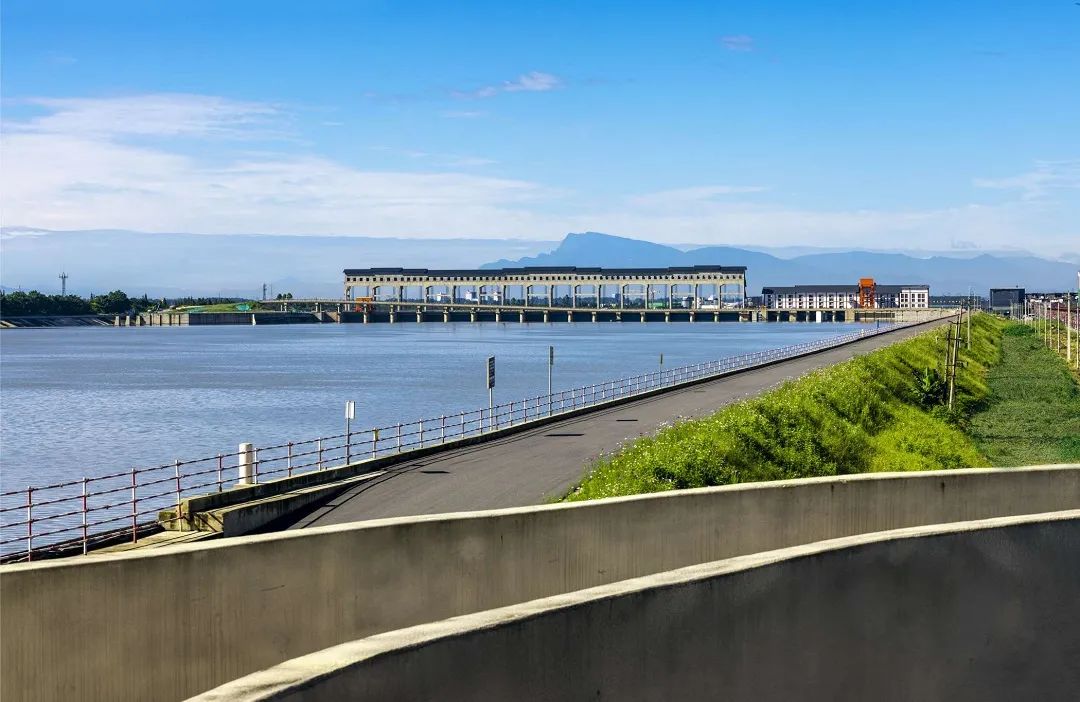 眉山小区脏乱差,眉山下水道堵塞