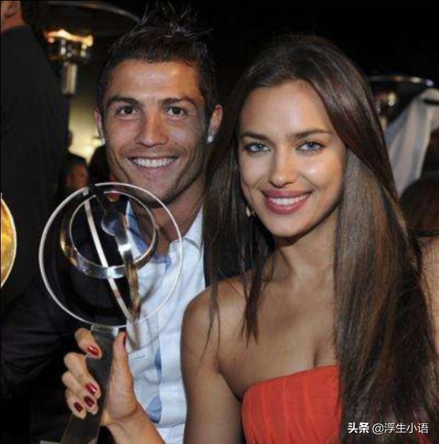 人生若只如初见c罗,c罗前女友伊莲娜2016维密走秀眼神