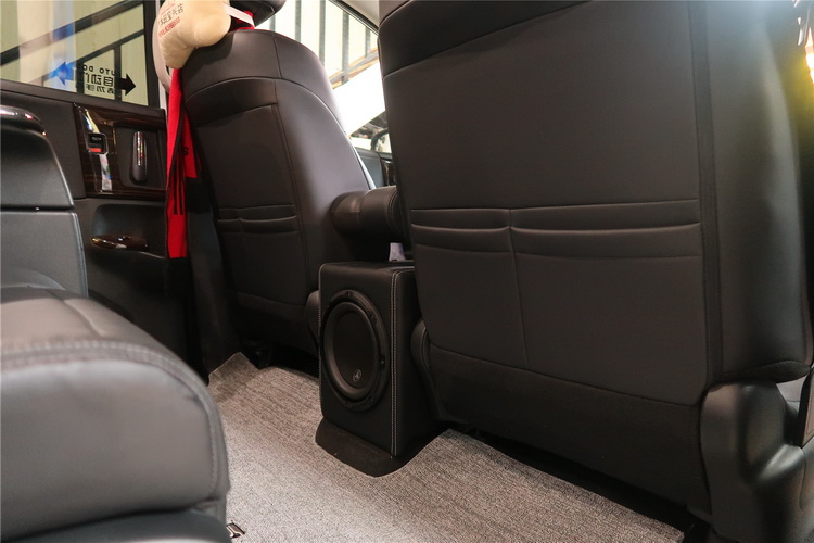 本田奥德赛海螺音响改装,广东本田奥德赛Rb3音响升级改装