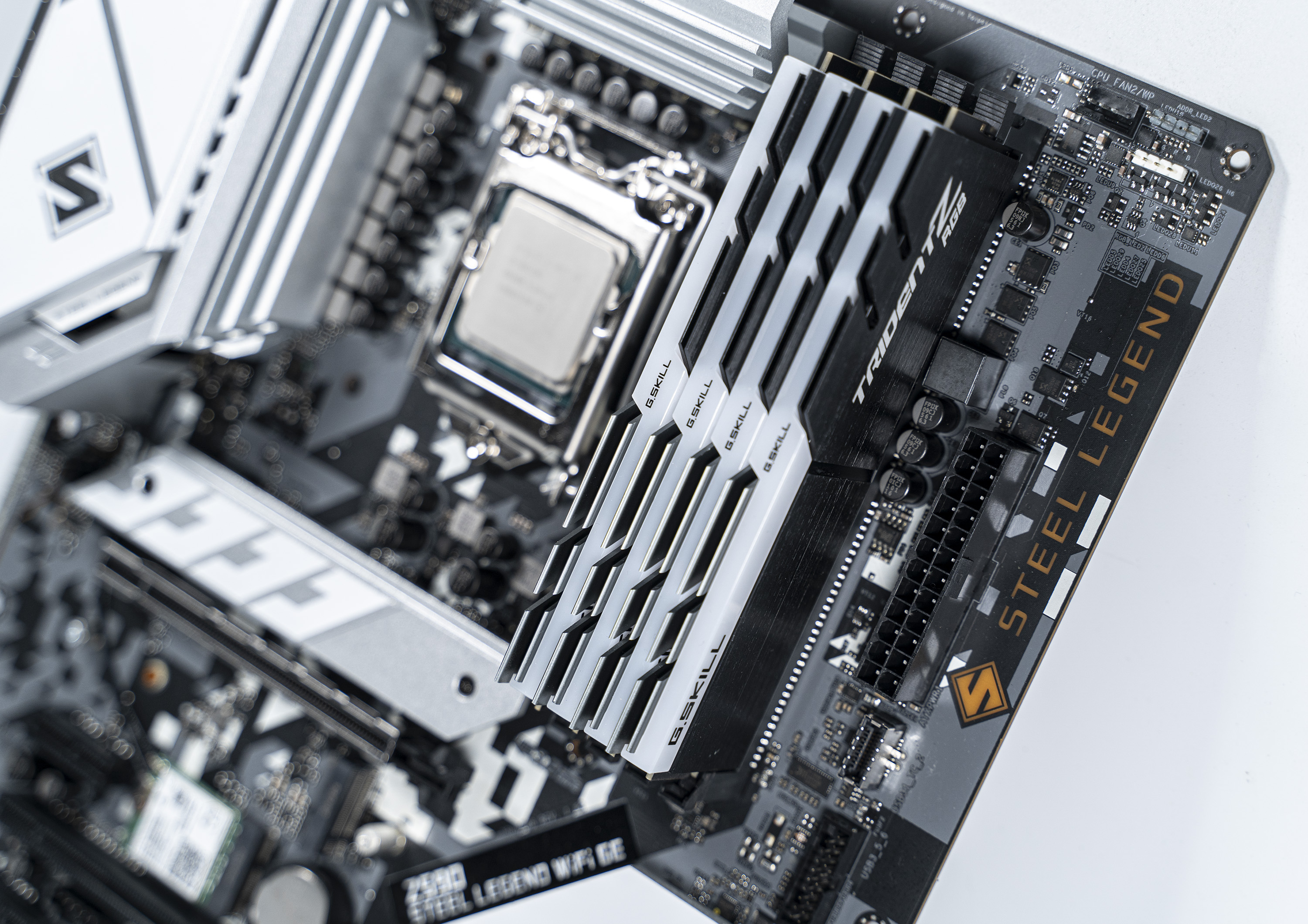 华擎z590钢铁传奇wifi6,华擎z590钢铁传奇开箱视频