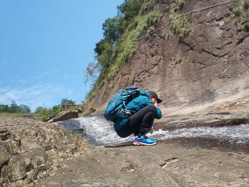 顺心而行--诺诗兰雨影冲锋衣体验