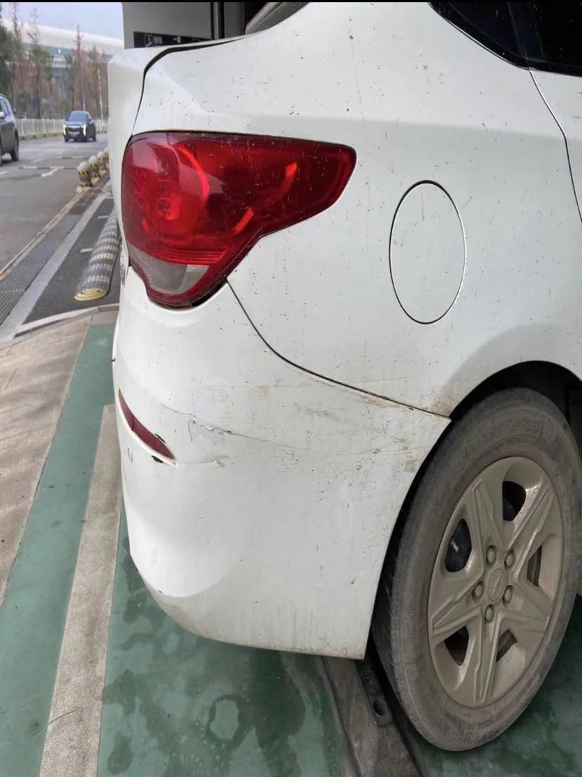 共享汽车用起来很舒服可是不想用 (共享汽车开了几天就不行了)