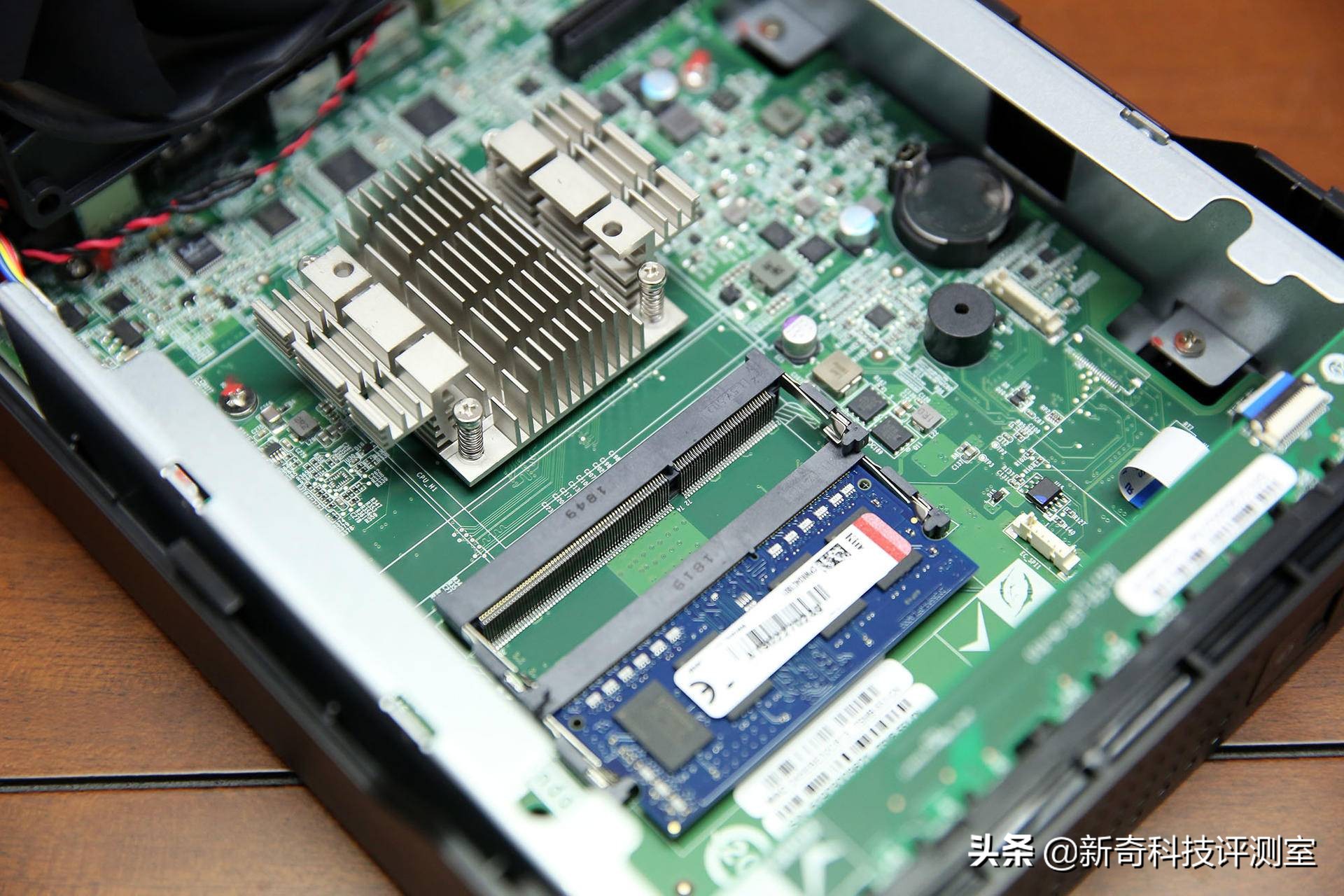 威联通ts551升级到6g内存够吗,绿联nas对比威联通ts551