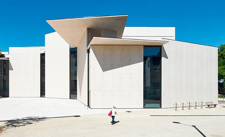 建筑模板如何挑选,建筑质量特别好的房子怎样挑选